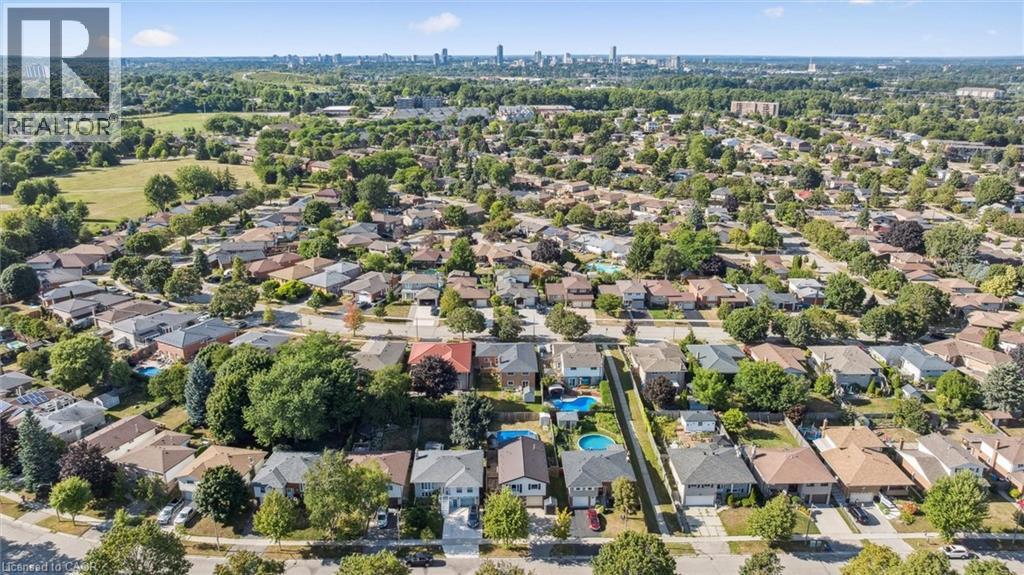 263 THE COUNTRY Way, Kitchener, Ontario, N2E2V6 — Photo 45