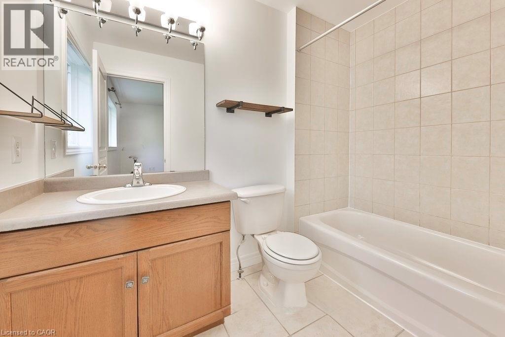 2169 ORCHARD Road Unit# 19, Burlington, Ontario, L7L7H9 — Photo 26