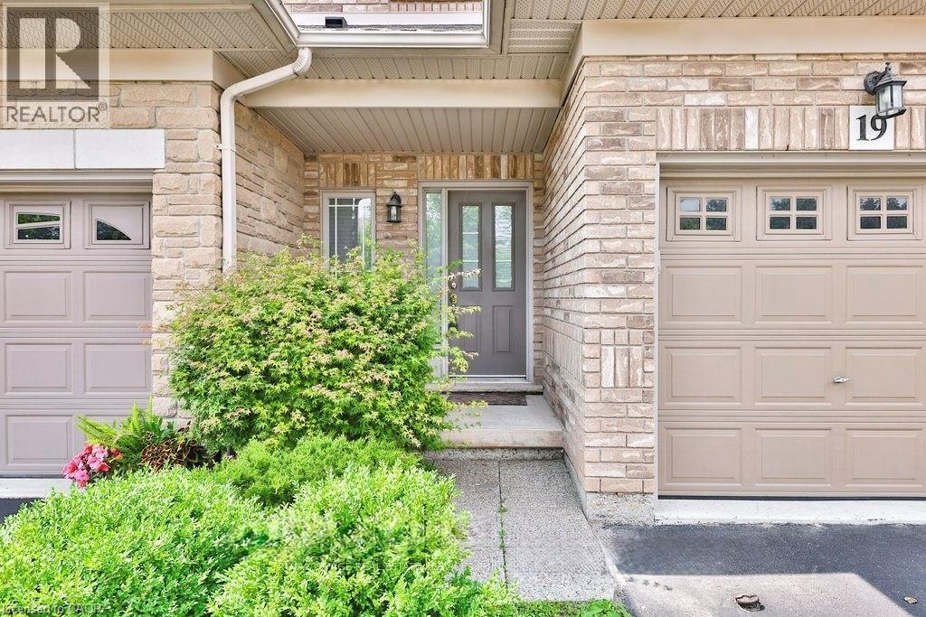 2169 ORCHARD Road Unit# 19, Burlington, Ontario, L7L7H9 — Photo 5