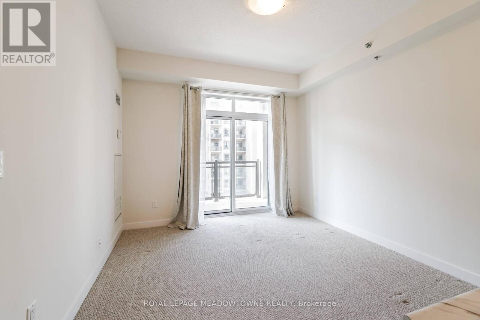 402 - 2486 OLD BRONTE ROAD, Oakville (WM Westmount), Ontario, L6M0Y4 — Photo 4