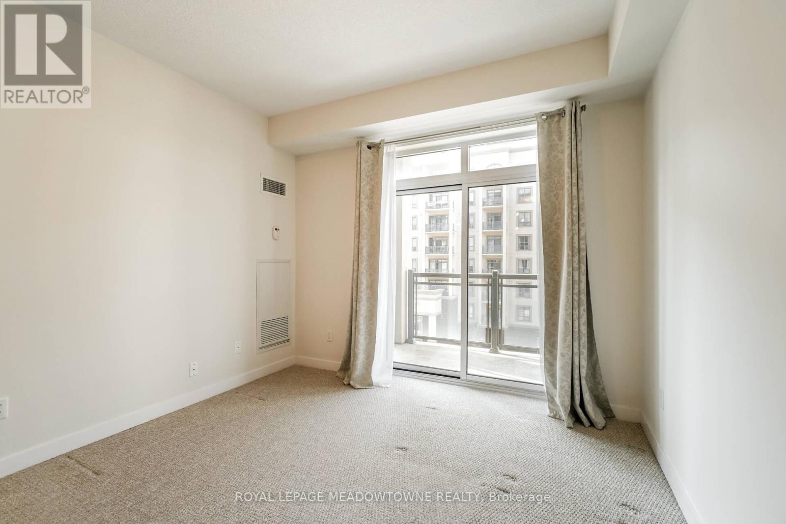 402 - 2486 OLD BRONTE ROAD, Oakville (WM Westmount), Ontario, L6M0Y4 — Photo 6