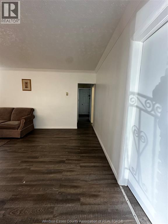 542 CHARLES, Windsor, Ontario, N8X3G3 — Photo 5