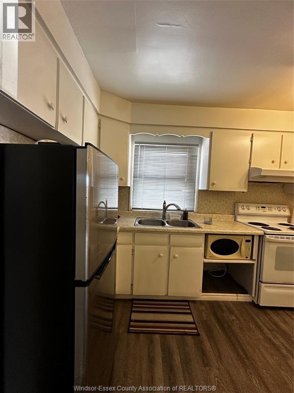 542 CHARLES, Windsor, Ontario, N8X3G3 — Photo 6