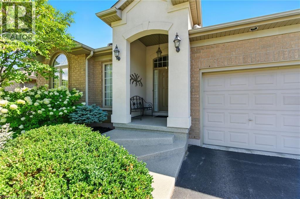 345 SOUTHCOTE Road, Ancaster, Ontario, L9G5C4 — Photo 3