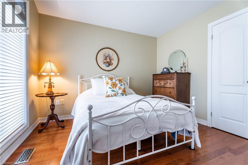 345 SOUTHCOTE Road, Ancaster, Ontario, L9G5C4 — Photo 9