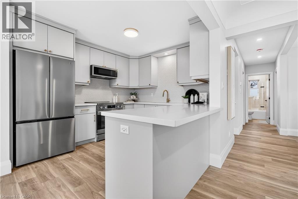 330 EAST 15TH Street Unit# Upper, Hamilton, Ontario, L9A4G5 — Photo 11
