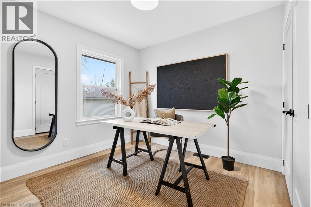 330 EAST 15TH Street Unit# Upper, Hamilton, Ontario, L9A4G5 — Photo 19