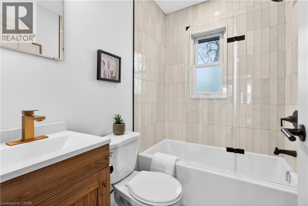 330 EAST 15TH Street Unit# Upper, Hamilton, Ontario, L9A4G5 — Photo 21