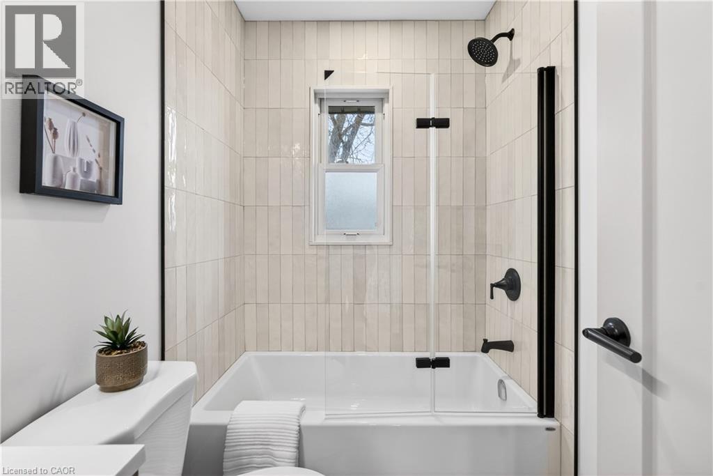 330 EAST 15TH Street Unit# Upper, Hamilton, Ontario, L9A4G5 — Photo 22