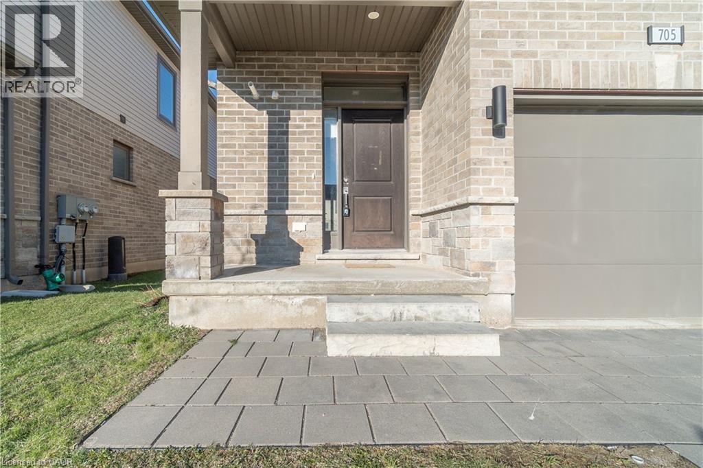 705 CHELTON Road, London, Ontario, N6M0J1 — Photo 4