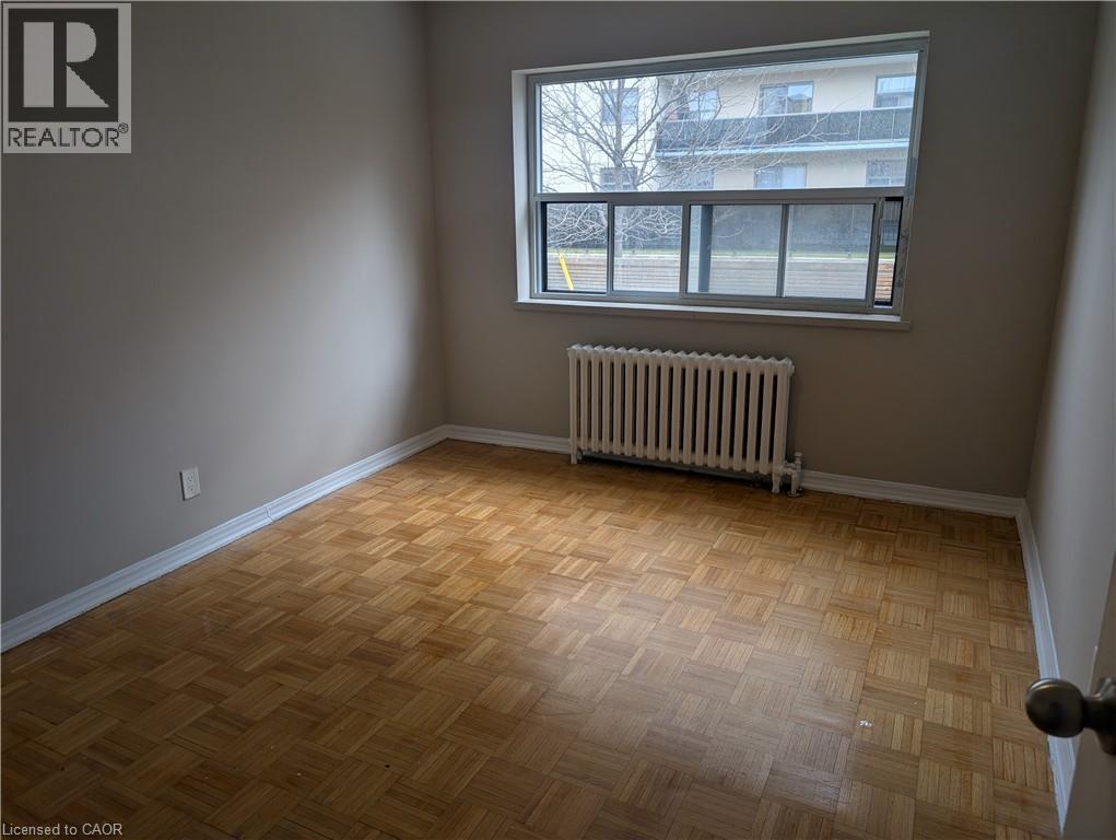 2049 PROSPECT Street Unit# 53, Burlington, Ontario, L7R1Z2 — Photo 6