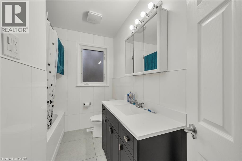 39 BLAND Avenue, Stoney Creek, Ontario, L8G3R2 — Photo 19