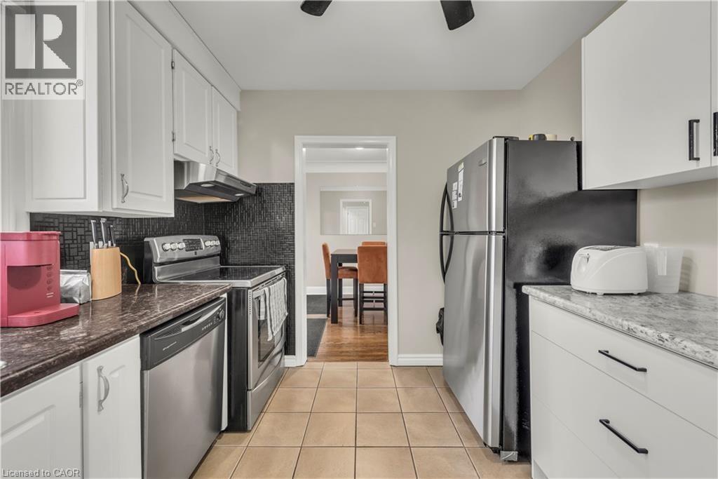 39 BLAND Avenue, Stoney Creek, Ontario, L8G3R2 — Photo 7