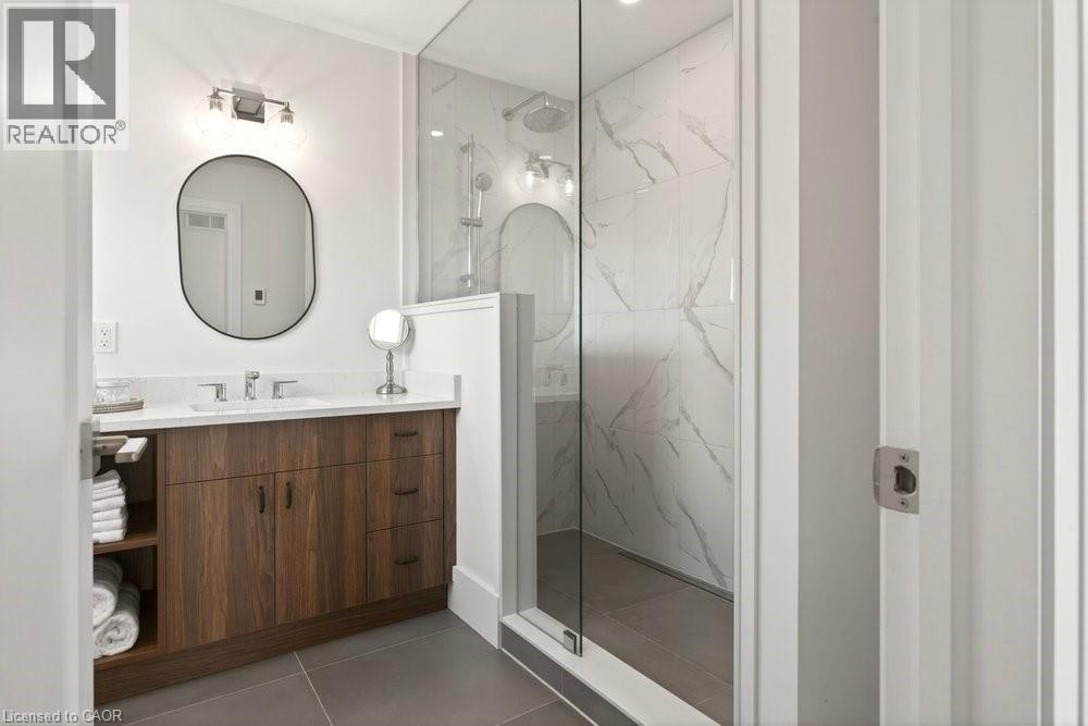 128 CANADA Street, Hamilton, Ontario, L8P1P5 — Photo 28