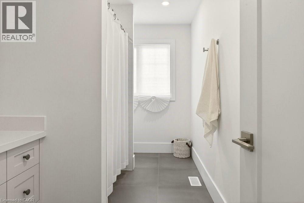 128 CANADA Street, Hamilton, Ontario, L8P1P5 — Photo 34