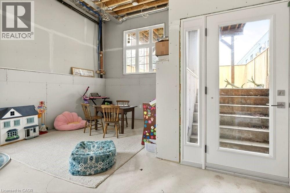 128 CANADA Street, Hamilton, Ontario, L8P1P5 — Photo 36