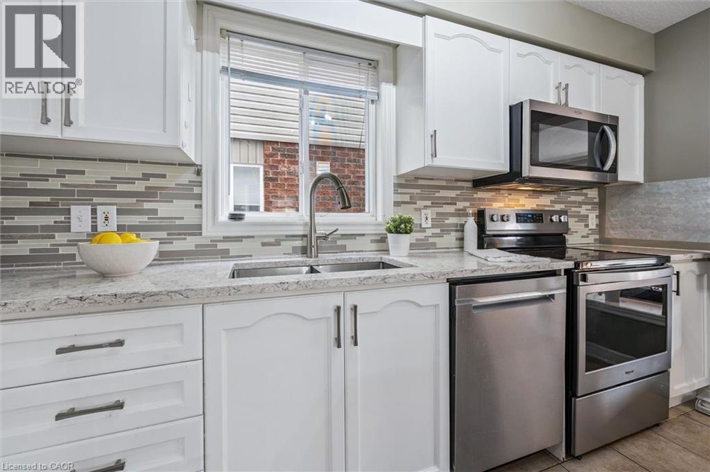 62 HILLTOP Road, Guelph, Ontario, N1E7L5 — Photo 12