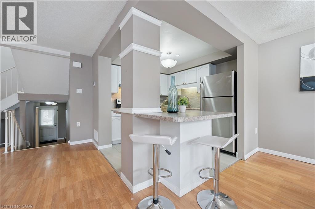 365 PIONEER Drive Unit# 25, Kitchener, Ontario, N2P2A6 — Photo 11