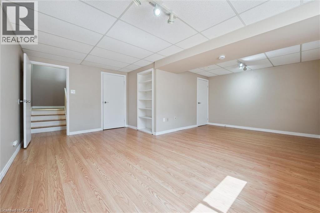 365 PIONEER Drive Unit# 25, Kitchener, Ontario, N2P2A6 — Photo 28