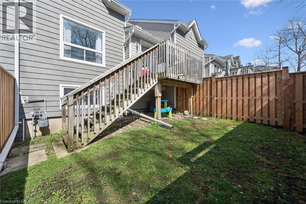 365 PIONEER Drive Unit# 25, Kitchener, Ontario, N2P2A6 — Photo 30