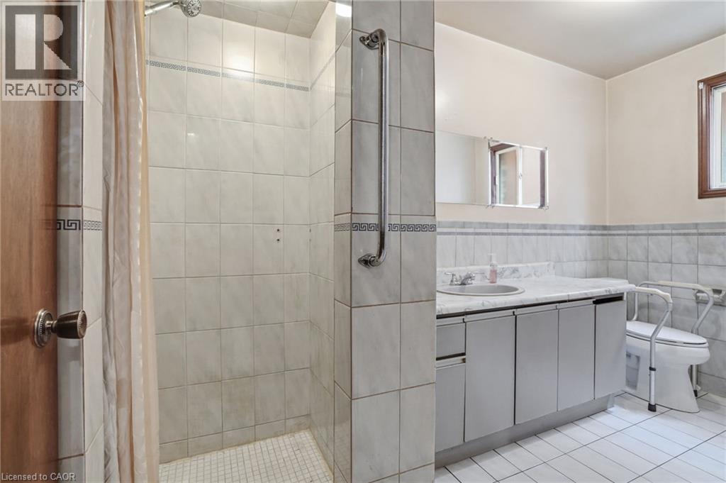 60 REXFORD Drive, Hamilton, Ontario, L8W2L9 — Photo 10