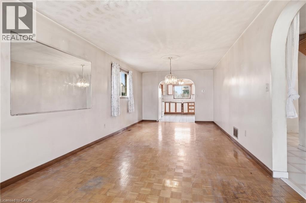 60 REXFORD Drive, Hamilton, Ontario, L8W2L9 — Photo 4