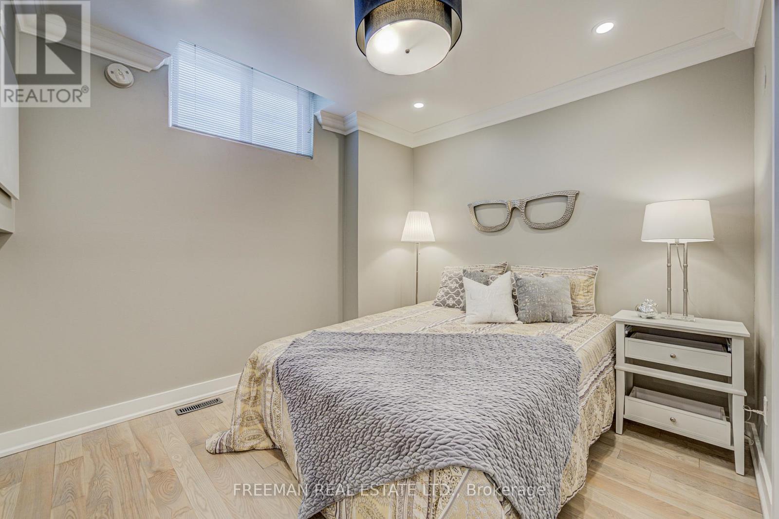 MAIN&2ND FLOOR - 916 MANNING AVENUE, Toronto (Annex), Ontario, M6G2X4 — Photo 22