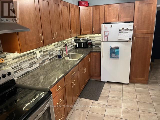 304 - 150 NEPTUNE DRIVE, Toronto (Englemount-Lawrence), Ontario, M6A2Y9 — Photo 10