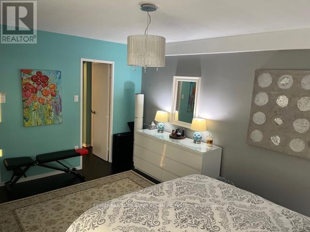 304 - 150 NEPTUNE DRIVE, Toronto (Englemount-Lawrence), Ontario, M6A2Y9 — Photo 2