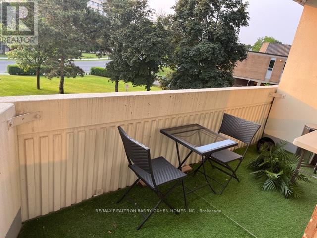 304 - 150 NEPTUNE DRIVE, Toronto (Englemount-Lawrence), Ontario, M6A2Y9 — Photo 7