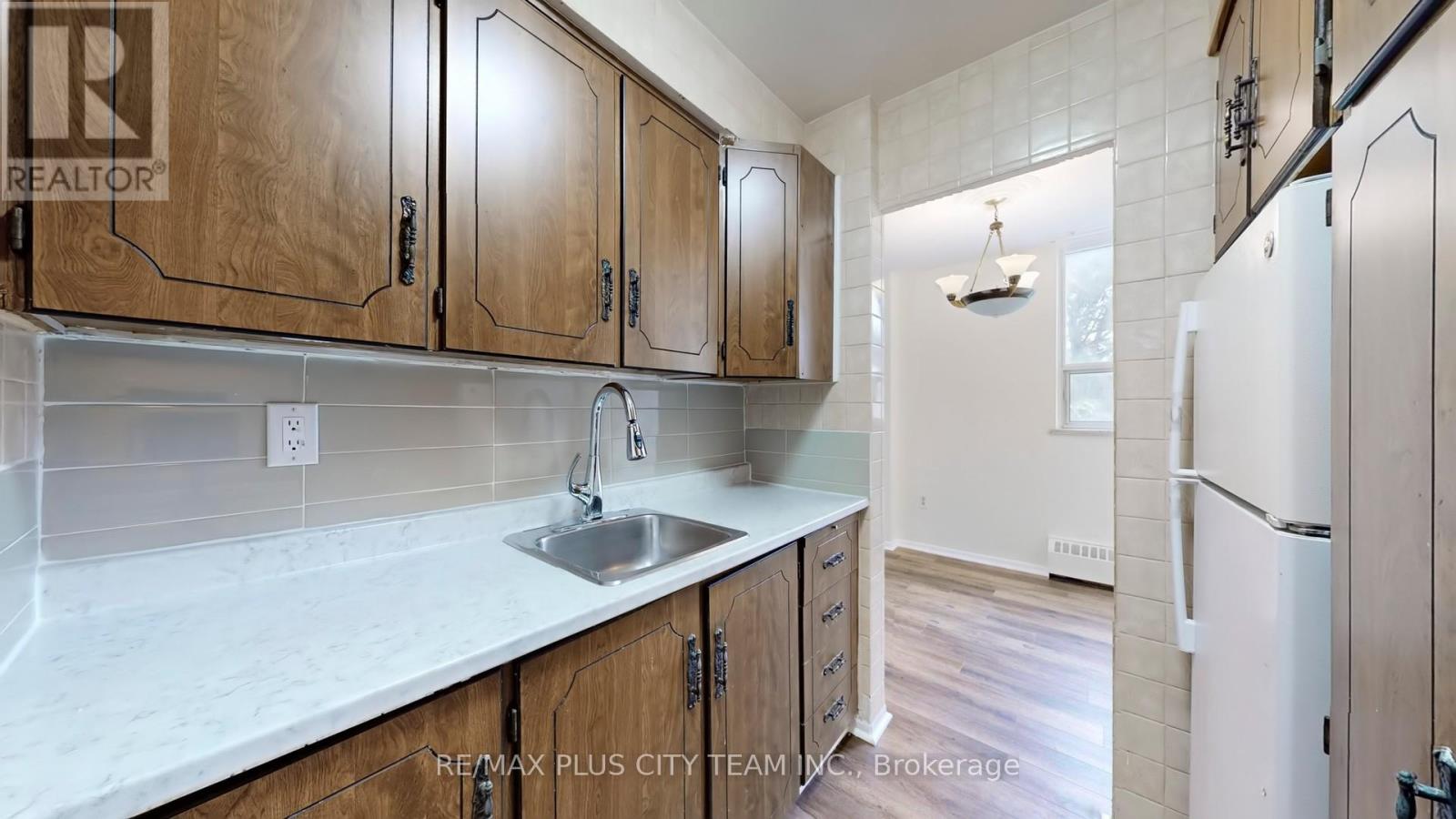 311 - 3311 KINGSTON ROAD, Toronto (Scarborough Village), Ontario, M1M1R1 — Photo 5