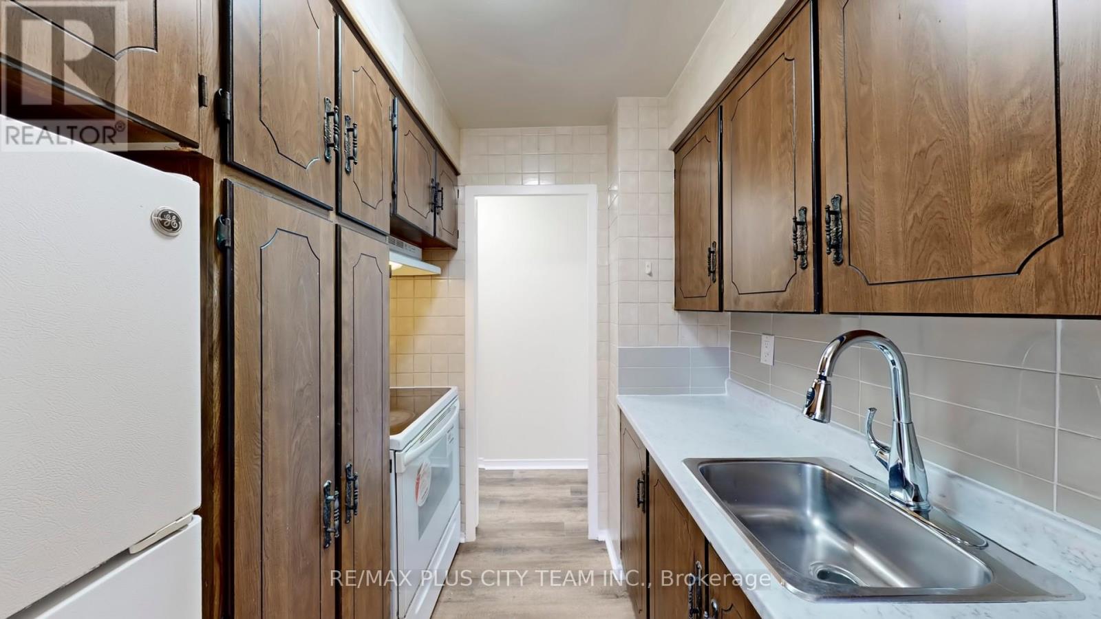 311 - 3311 KINGSTON ROAD, Toronto (Scarborough Village), Ontario, M1M1R1 — Photo 9