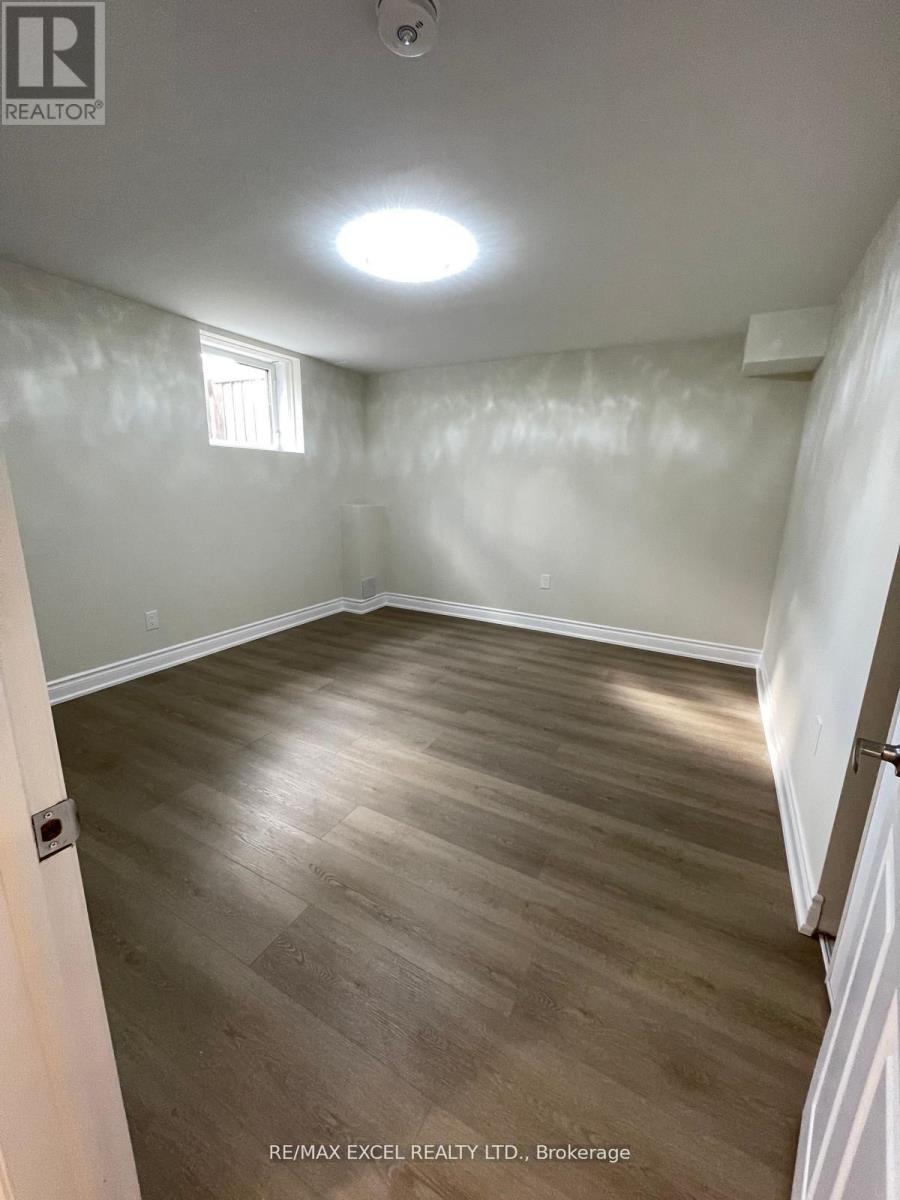 BASEMENT - 125 SHARAVOGUE AVENUE, Oshawa (Windfields), Ontario, L1L0G4 — Photo 5