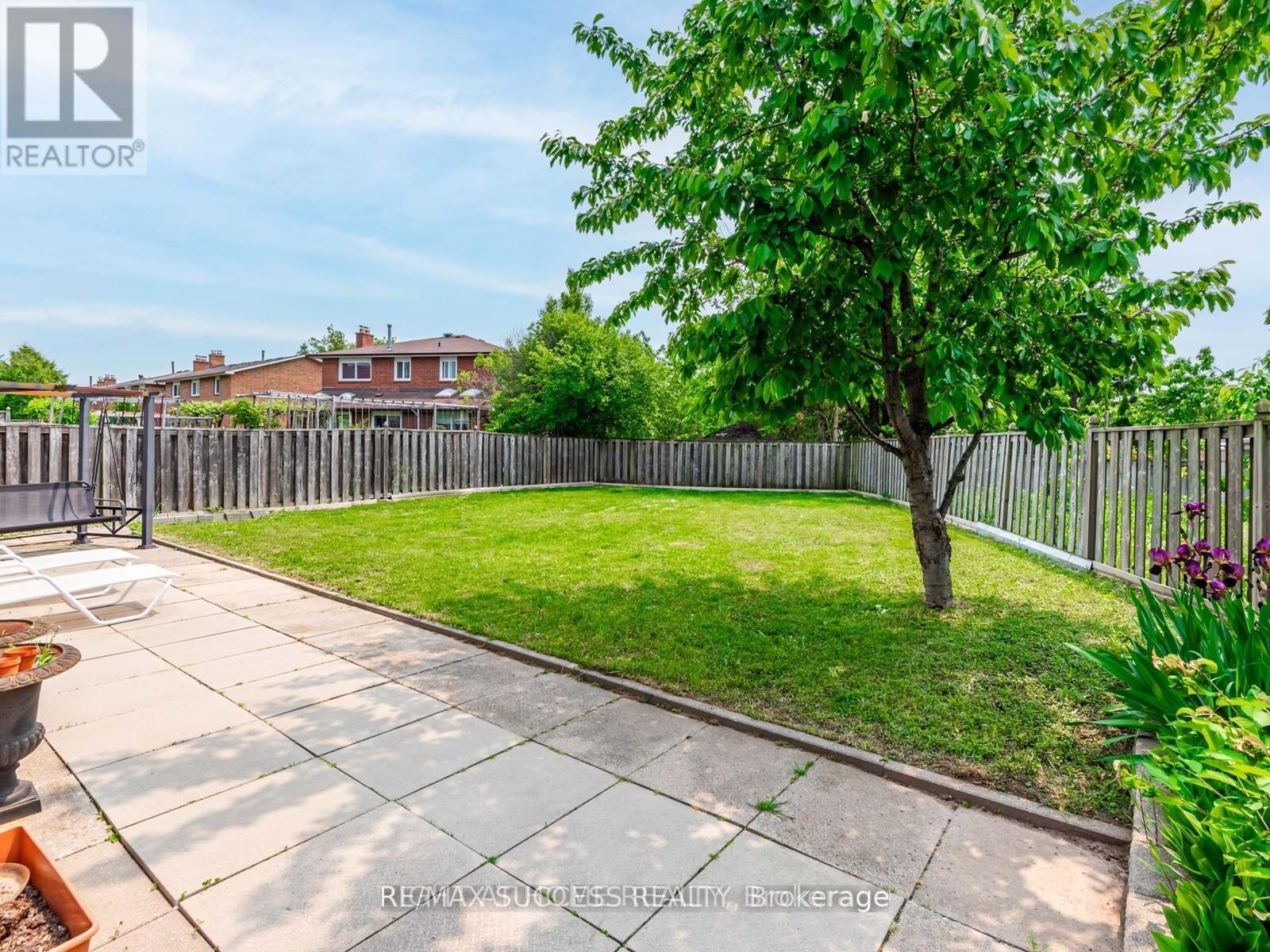 UPPER - 7 POINT O'WOODS DRIVE, Vaughan (Glen Shields), Ontario, L4K2E1 — Photo 20