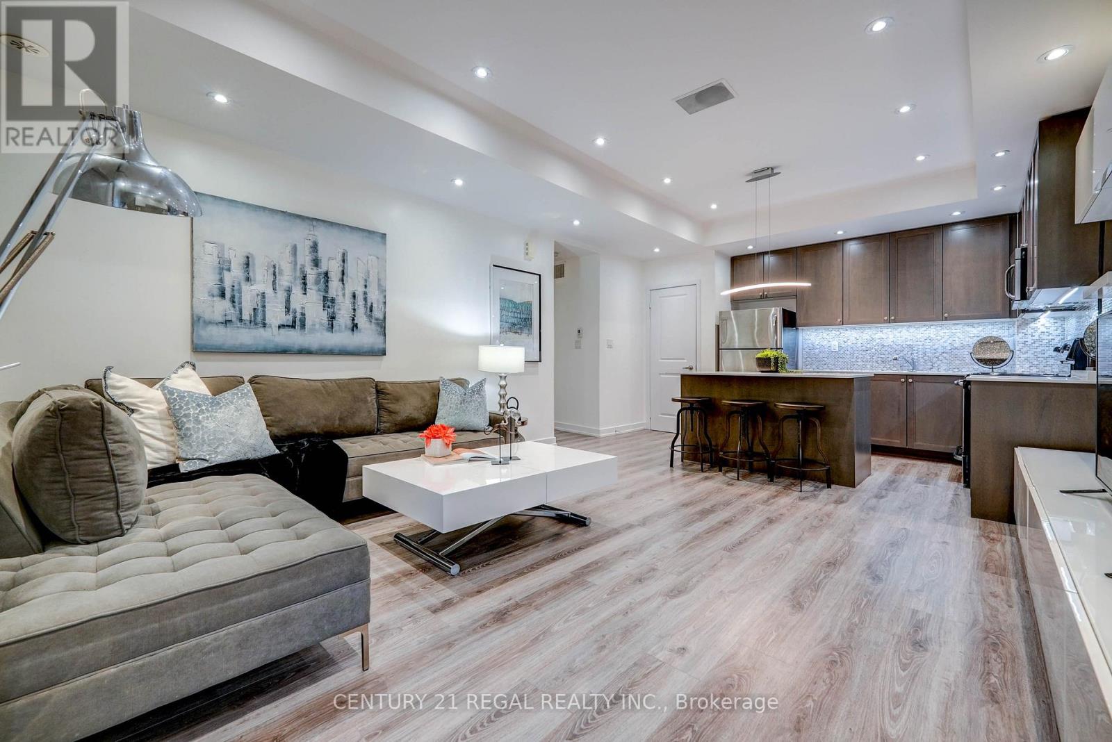 5B - 867 WILSON AVENUE, Toronto (Downsview-Roding-CFB), Ontario, M3K0A4 — Photo 2