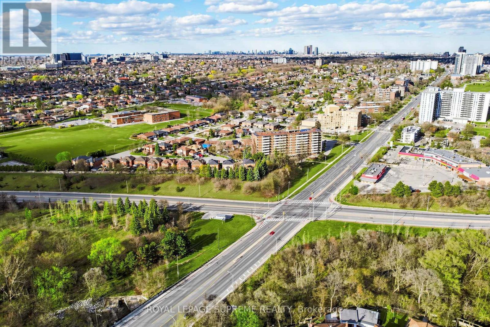 46 CHISWICK AVENUE, Toronto (Brookhaven-Amesbury), Ontario, M6M4T9 — Photo 37