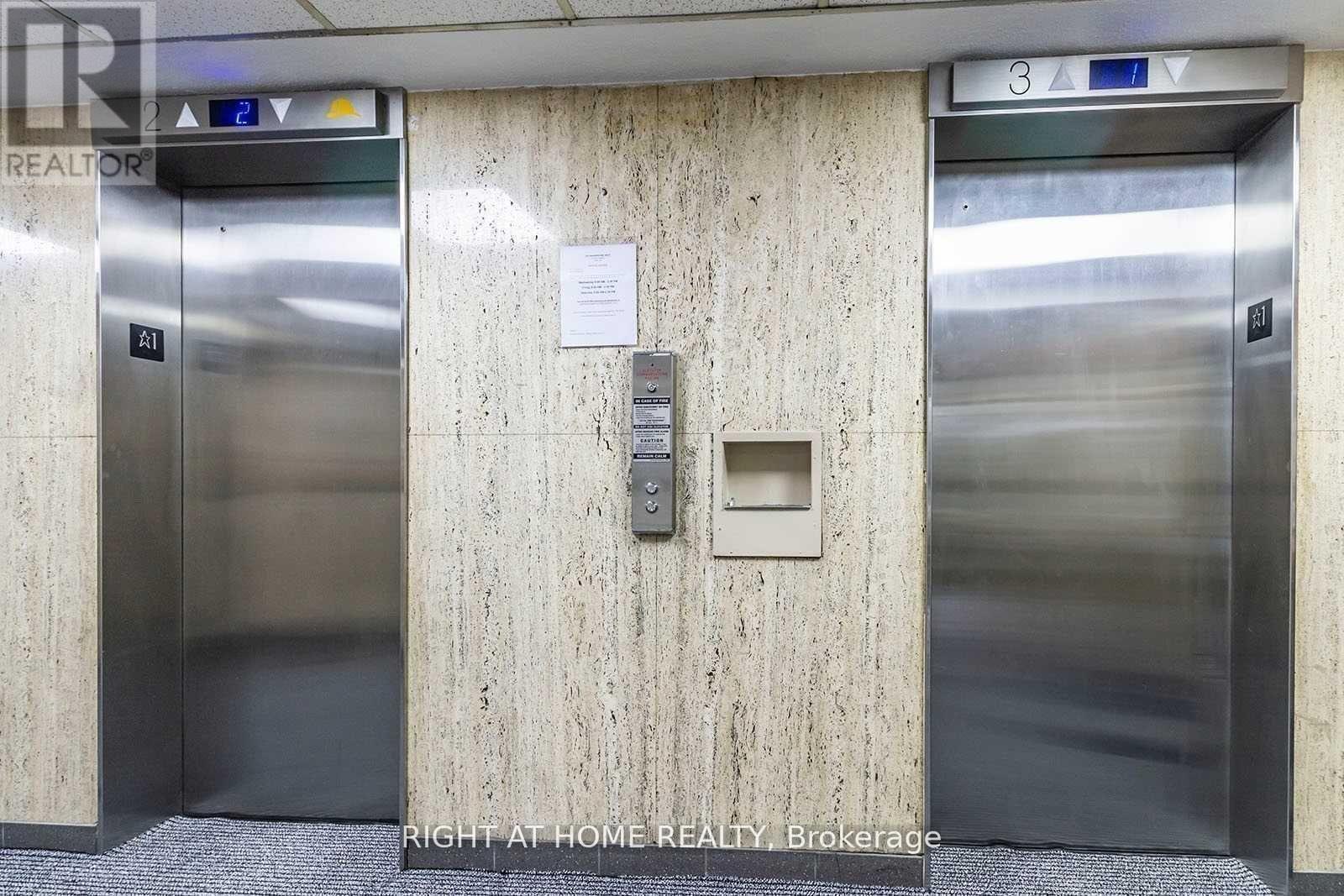 1607 - 235 GRANDRAVINE DRIVE, Toronto (Glenfield-Jane Heights), Ontario, M3N1J2 — Photo 4