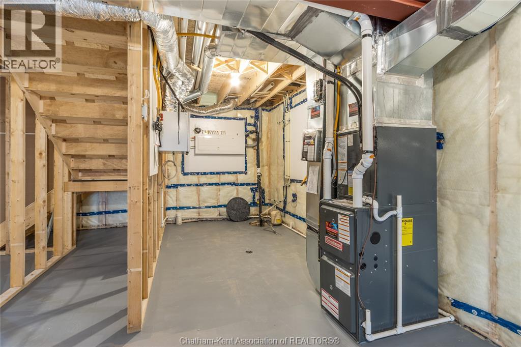 64 BLOOMINGTON WAY, Chatham, Ontario, N7L0H2 — Photo 41