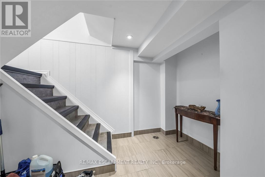 8 SHYNAL AVENUE, Hamilton (Parkview), Ontario, L8H6K1 — Photo 25