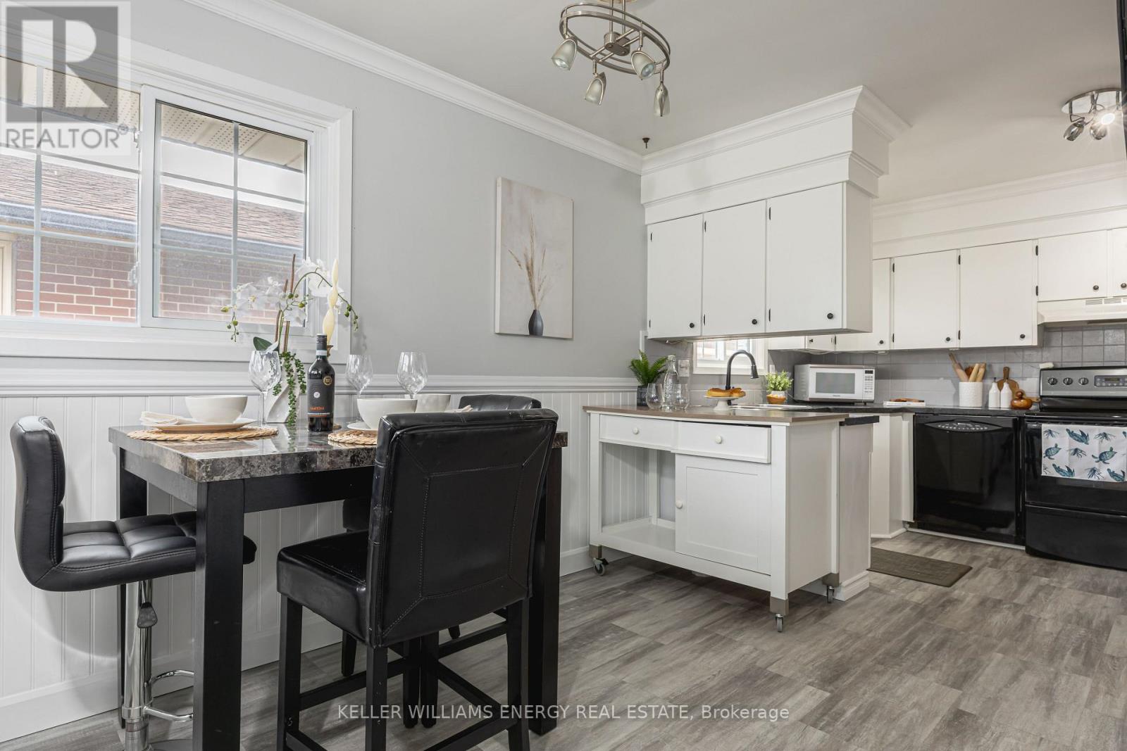 70 ORIOLE COURT, Oshawa (Donevan), Ontario, L1H6Y5 — Photo 6