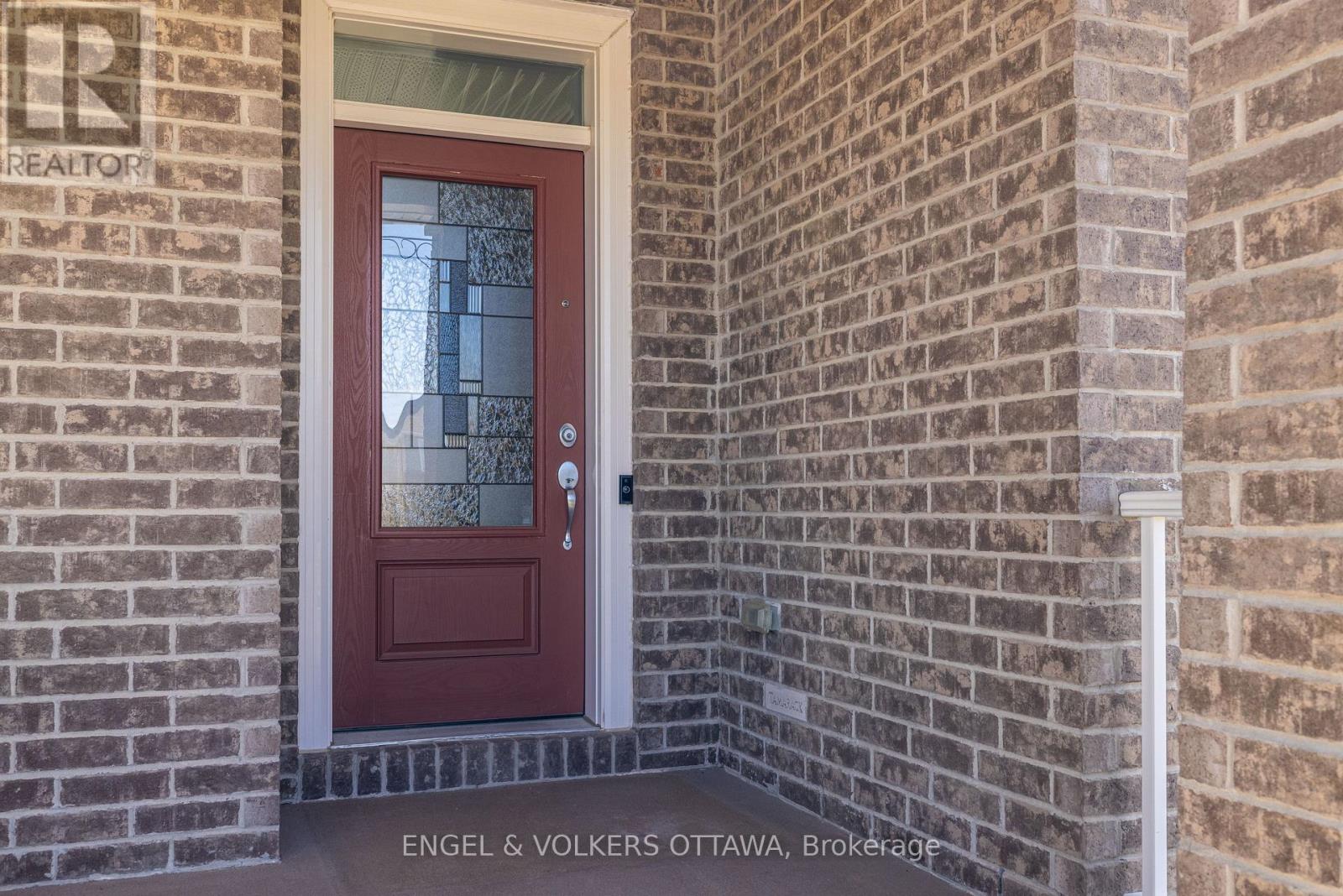 865 TEWIN CIRCLE, Ottawa, Ontario, K4A1K1 — Photo 3