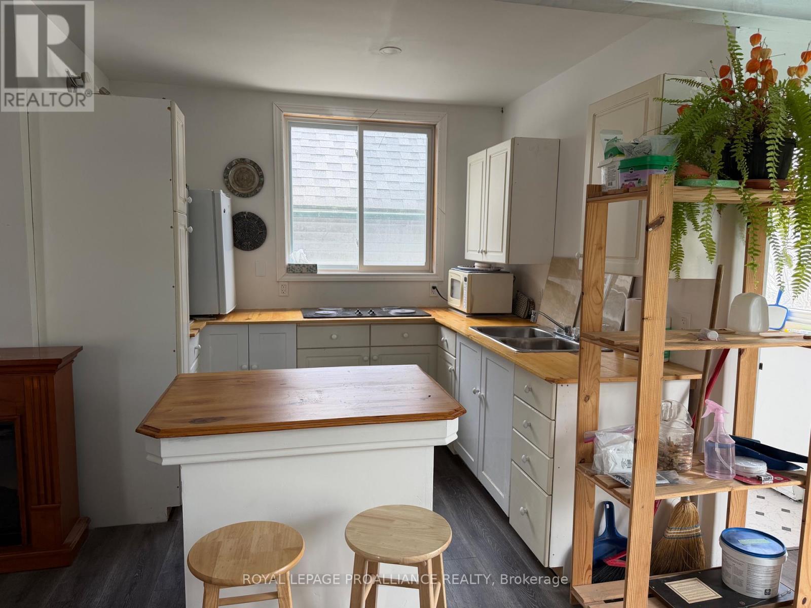 125 JAMES STREET W, Brockville, Ontario, K6V4A3 — Photo 10