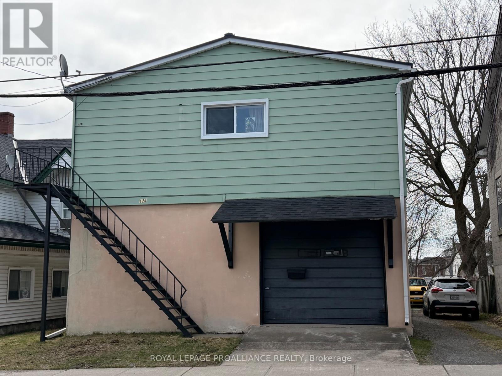 125 JAMES STREET W, Brockville, Ontario, K6V4A3 — Photo 2