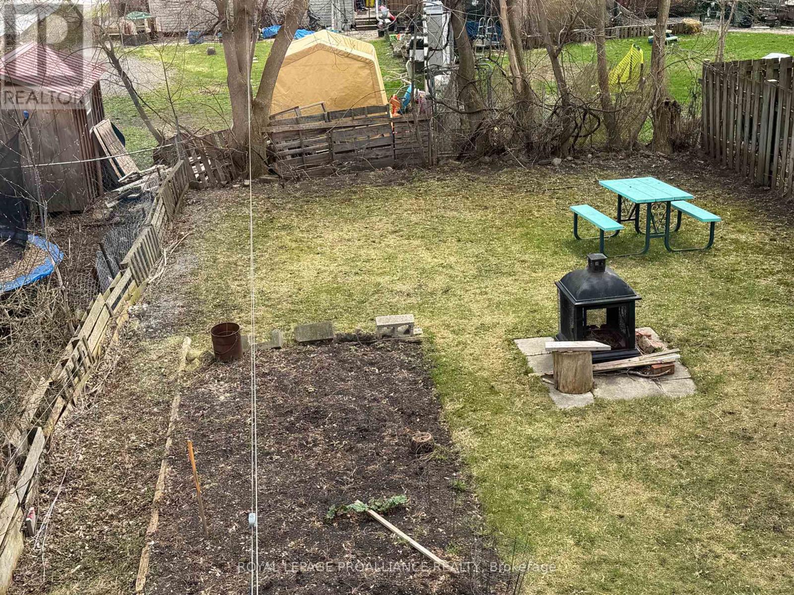 125 JAMES STREET W, Brockville, Ontario, K6V4A3 — Photo 21