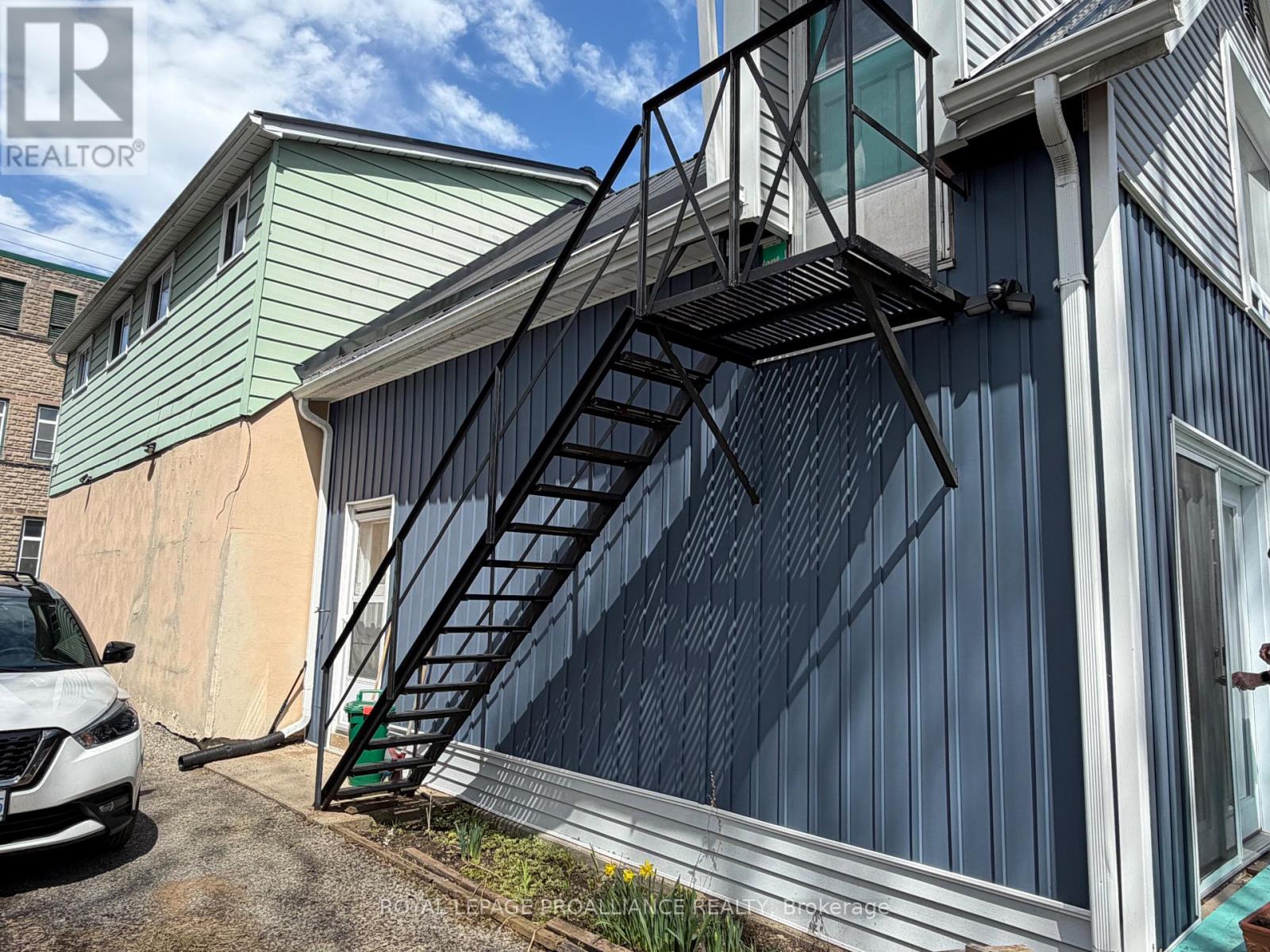 125 JAMES STREET W, Brockville, Ontario, K6V4A3 — Photo 6