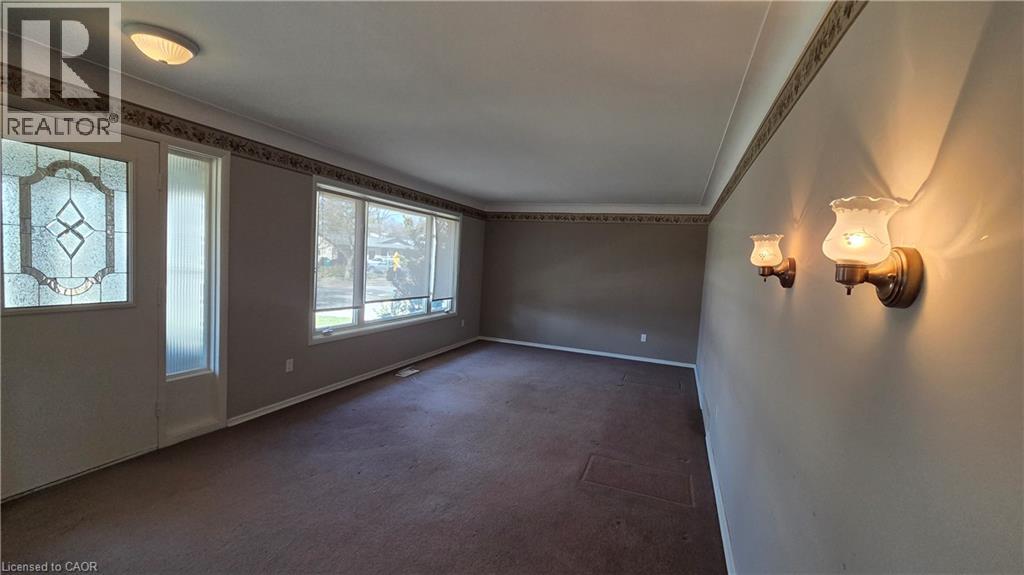 35 BRADLEY Drive, Kitchener, Ontario, N2A1K3 — Photo 7