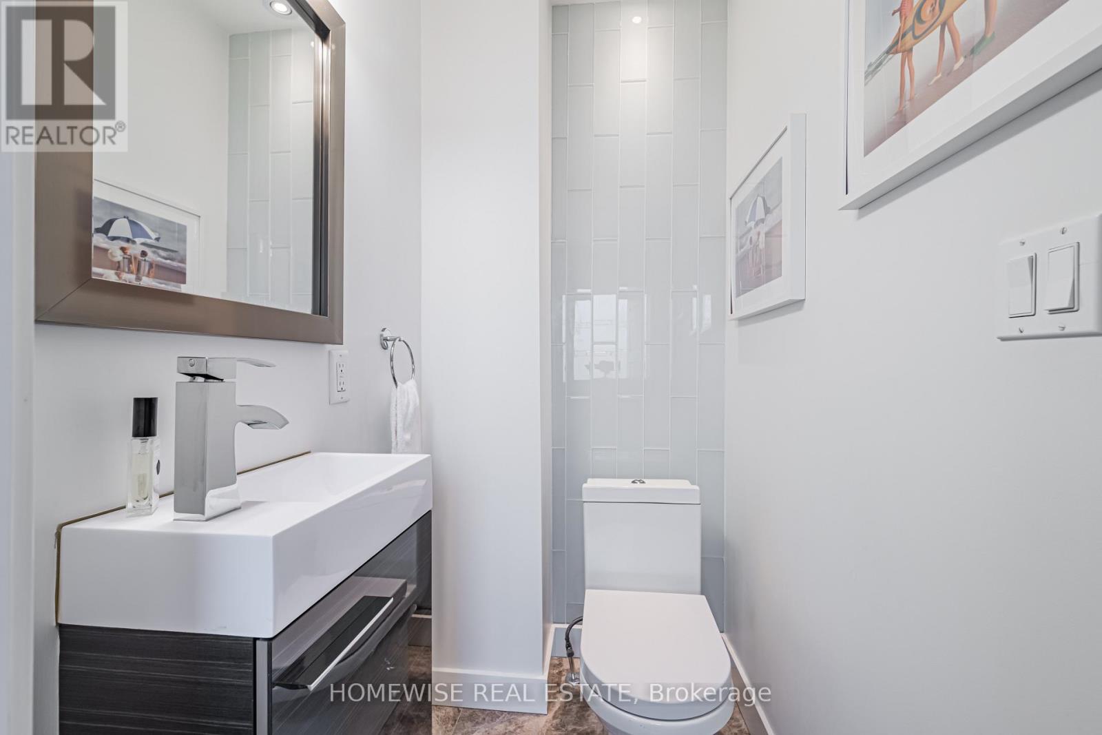 220 ROBINA AVENUE, Toronto (Oakwood Village), Ontario, M6C3Z1 — Photo 11