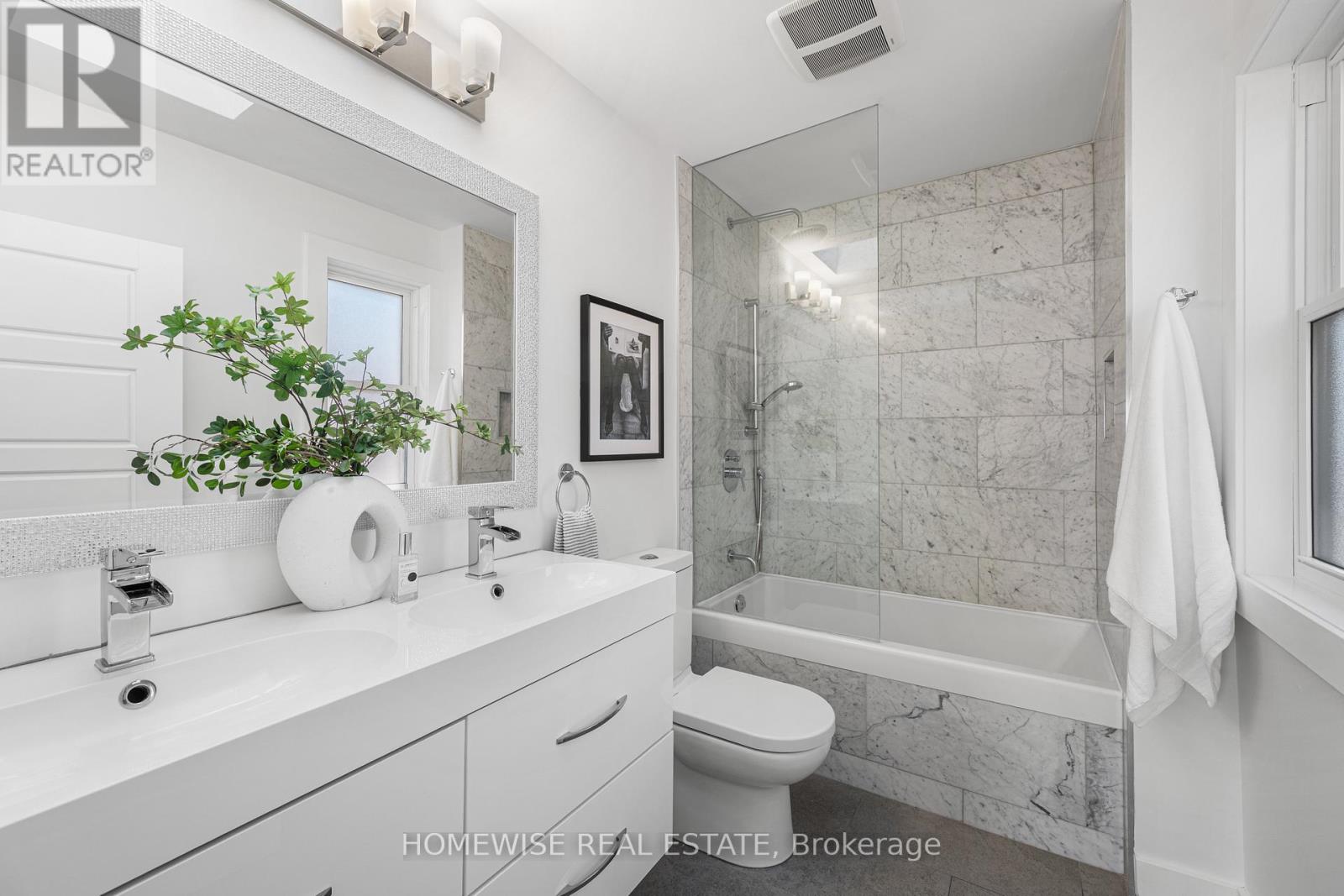 220 ROBINA AVENUE, Toronto (Oakwood Village), Ontario, M6C3Z1 — Photo 16