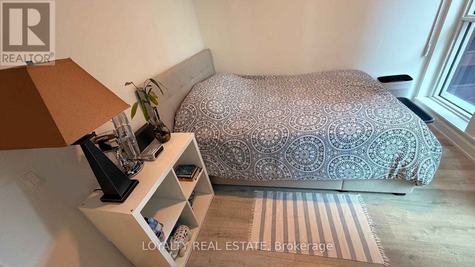 805 - 327 KING STREET W, Toronto (Waterfront Communities), Ontario, M5V1J5 — Photo 12