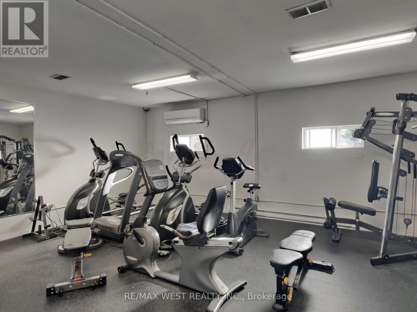 310 - 1660 BLOOR STREET, Mississauga (Applewood), Ontario, L4X1R9 — Photo 17